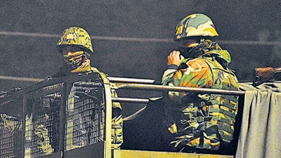 The militants surrendered in south Kashmir on pleas of their family members who had been brought to the encounter spot in Kulgam, J&K, by the forces during the night. (HT FILE)