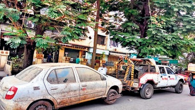 The 14,461 vehicles, which include two-wheelers, auto-rickshaws and four-wheelers, were removed from March 6 to July 2. (HT Photo) The 14,461 vehicles, which include two-wheelers, auto-rickshaws and four-wheelers, were removed from March 6 to July 2. (HT Photo)