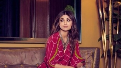 Shilpa Shetty, in a red jumpsuit, proves that she is the ultimate diva (Instagram/@theshilpashetty) Shilpa Shetty, in a red jumpsuit, proves that she is the ultimate diva (Instagram/@theshilpashetty)