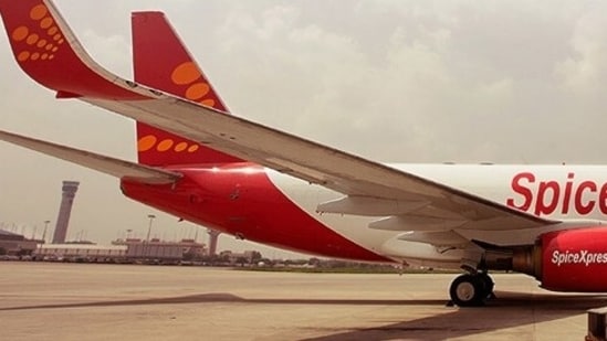 The SpiceJet cargo plane landed safely in Kolkata.(SpiceJet / Representative image)