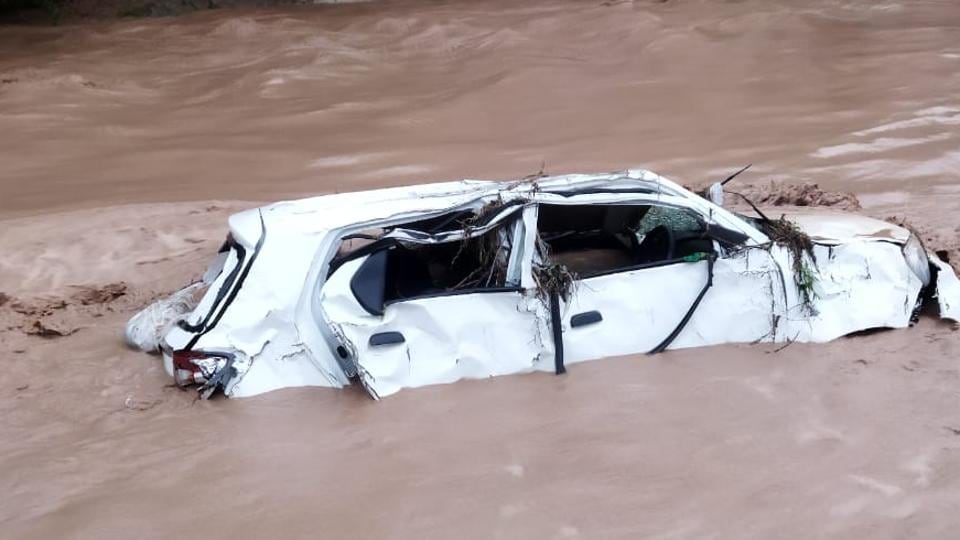 The wallet of the missing taxi driver was found, and he was identified as Gaurav. (HT Photo) The wallet of the missing taxi driver was found, and he was identified as Gaurav. (HT Photo)