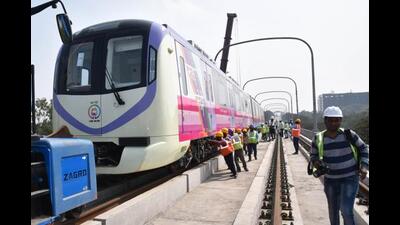 Chief Minister of Maharashtra Eknath Shinde, on Thursday reviewed the Pune Metro project work. (HT PHOTO)