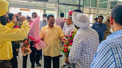Delhi Chief minister Arvind Kejriwal reached at chief minister Punjab Bhagwant Mann official residence to be a part of the wedding ceremony. (Ravi Kumar/HT) Delhi Chief minister Arvind Kejriwal reached at chief minister Punjab Bhagwant Mann official residence to be a part of the wedding ceremony. (Ravi Kumar/HT)