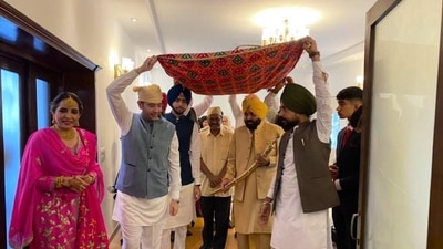 Arvind Kejriwal and Raghav Chadha taking part in wedding rituals. (Image shared by Raghav Chadha) Arvind Kejriwal and Raghav Chadha taking part in wedding rituals. (Image shared by Raghav Chadha)