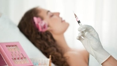 Myth 4: Botox will give you droopy eyelid or crooked smile. Fact: With the expertise of a dermatologist, people rarely have such experience. (Shutterstock) Myth 4: Botox will give you droopy eyelid or crooked smile. Fact: With the expertise of a dermatologist, people rarely have such experience. (Shutterstock)
