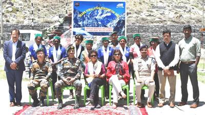The ‘Fit 50+ Women’s Trans-Himalayan Expedition’ team reached Karcham in Kinnaur on Thursday, where it was received by the soldiers of 4 Assam Regiment of Tri-Peak Brigade. (HT PHOTO )