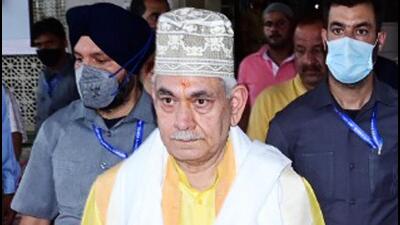 Jammu and Kashmir Waqf Board chairperson Darakshan Andrabi and other senior officials accompanied Sinha, who inspected electricity, sanitation, and water supply among other arrangements at the shrine, which overlooks the famous Dal Lake. (ANI)