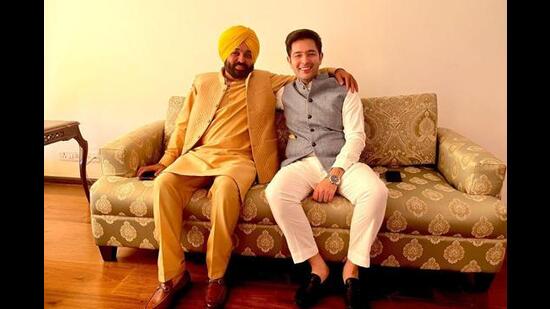 Punjab chief minister Bhagwant Mann with Aam Aadmi Party MP Raghav Chadha at his official residence in Chandigarh on Thursday morning. (HT Photo) Punjab chief minister Bhagwant Mann with Aam Aadmi Party MP Raghav Chadha at his official residence in Chandigarh on Thursday morning. (HT Photo)