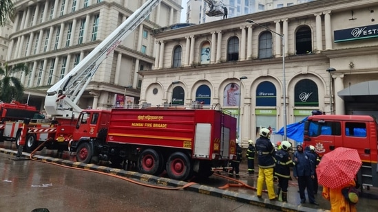 Firefighting operation going on as fire breaks out inside a Mall at Powai in Mumbai. (HT Photo / Pratik Chorge) Firefighting operation going on as fire breaks out inside a Mall at Powai in Mumbai. (HT Photo / Pratik Chorge)