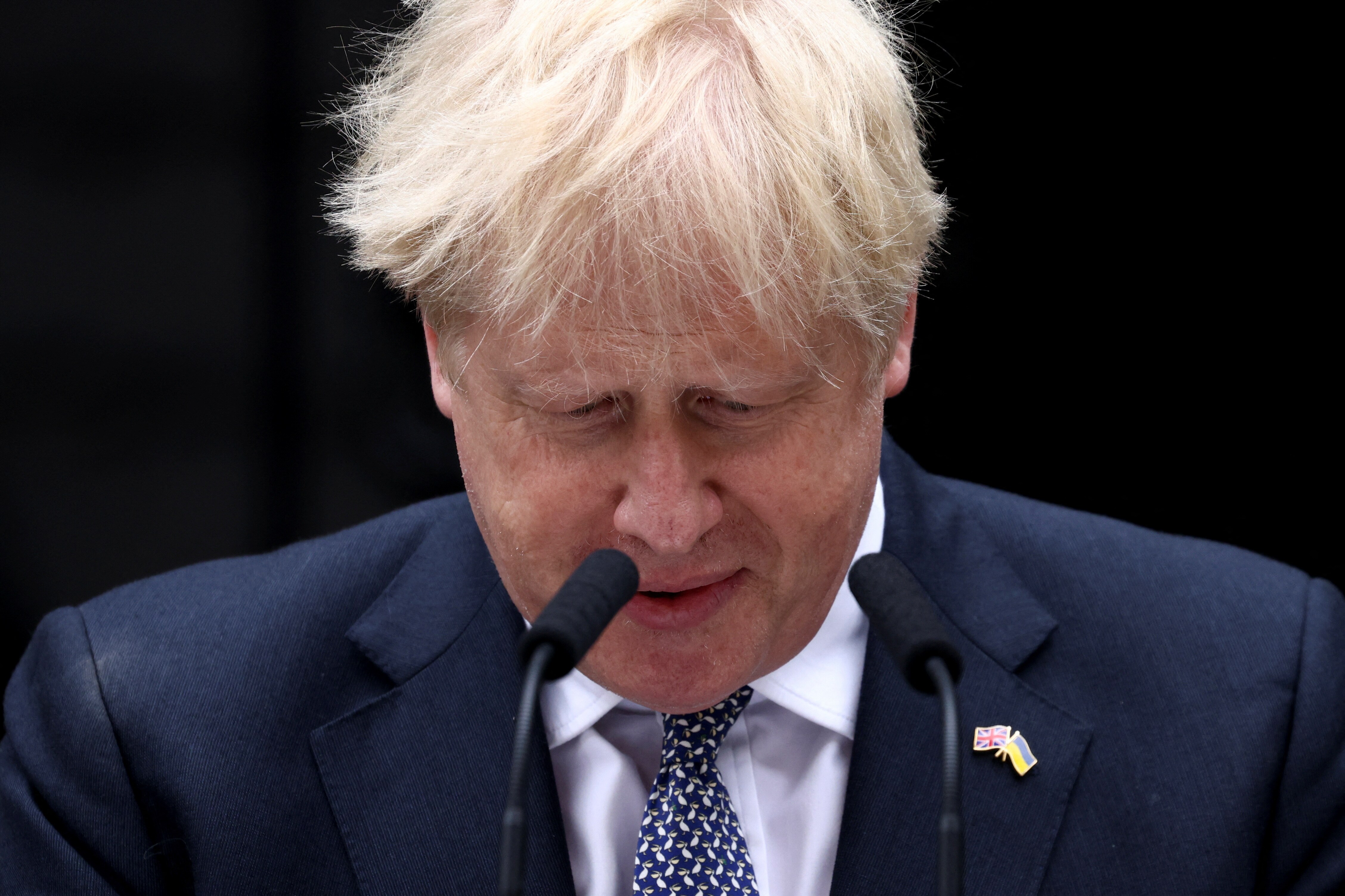 British Prime Minister Boris Johnson makes a statement at Downing Street in London, Britain, July 7, 2022. (REUTERS/Henry Nicholls)