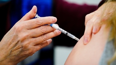 Over 2.5 lakh children between the ages of 12-14 received 2nd dose of the Covid-19 vaccine on Thursday. (AP file) Over 2.5 lakh children between the ages of 12-14 received 2nd dose of the Covid-19 vaccine on Thursday. (AP file)
