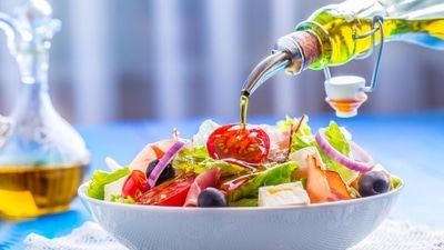 3. Additionally, there has been some research supporting the role of micronutrients such as Omega 3s, Vitamin E and Magnesium in helping to reduce menstrual cramps.&nbsp; (Shutterstock)
