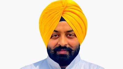 The police claimed Congress leader Ashu Banger was running a racket of providing fake experience and employment certificates of Moga Medicity Hospital to people for immigration purposes and job aspirants. (HT File Photo)