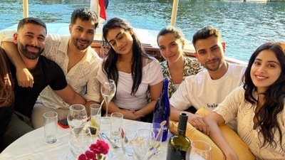 Nysa Devgan, Varun Dhawan, Natasha Dalal and Janhvi Kapoor in Amsterdam. Nysa Devgan, Varun Dhawan, Natasha Dalal and Janhvi Kapoor in Amsterdam. 