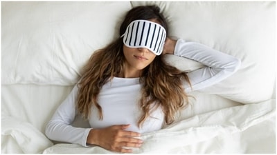 4. Last but not the least, get lots of sleep - Travelling can get really tedious and exhausting. So depriving yourself of sleep will increase the cortisol hormone which is the stress hormone which becomes evident on your face in the form of eyebags. Also, during sleep, growth hormones are released which repairs the damaged cells.&nbsp; (Unsplash)