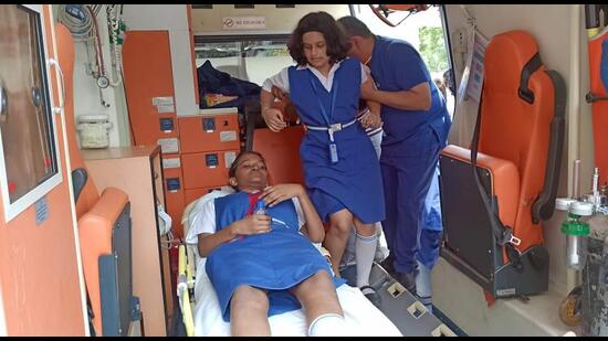Students of Carmel Convent School, Sector 9, Chandigarh, being taken to hospital after they were injured when a tree collapsed on the campus on Friday morning. (Ravi Kumar/HT) Students of Carmel Convent School, Sector 9, Chandigarh, being taken to hospital after they were injured when a tree collapsed on the campus on Friday morning. (Ravi Kumar/HT)