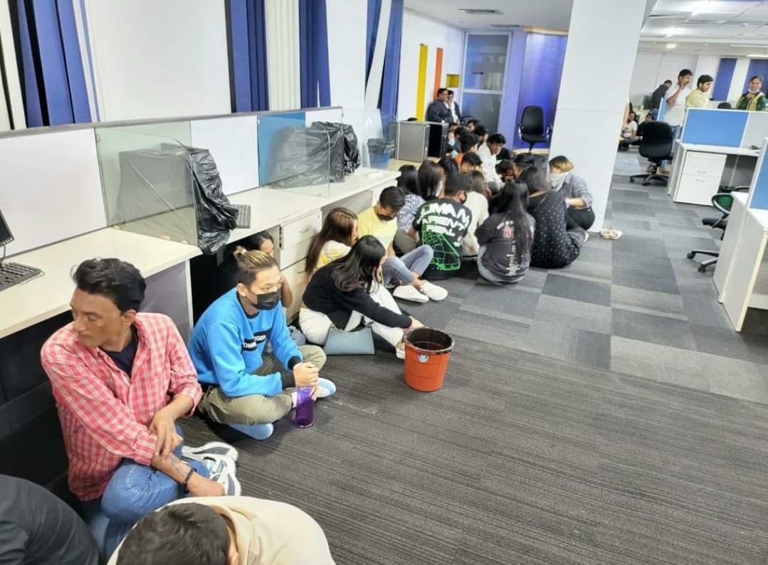 Bengaluru police bust fake call centre in Whitefield on Friday that used to dupe people from abroad. (ANI Image) Bengaluru police bust fake call centre in Whitefield on Friday that used to dupe people from abroad. (ANI Image)