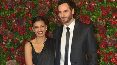 Radhika Apte and Benedict Taylor got married in 2012. Radhika Apte and Benedict Taylor got married in 2012.