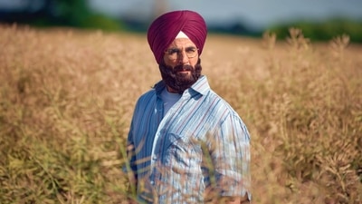 Akshay Kumar in first look from his untitled film with Tinu Suresh Desai. Akshay Kumar in first look from his untitled film with Tinu Suresh Desai.