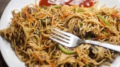 Under cooked foods: During monsoons foods served outside has to be cooked properly before eating. It is necessary to cross check if there is any rawness, softness, juiciness etc. when eating outside food. Avoid choosing dishes which involve improper cooking methods like grilled, half boiled, sauté, blanching instead go for meals that are completely cooked by steaming, pressure cooking, full boiling etc. (Pinterest) Under cooked foods: During monsoons foods served outside has to be cooked properly before eating. It is necessary to cross check if there is any rawness, softness, juiciness etc. when eating outside food. Avoid choosing dishes which involve improper cooking methods like grilled, half boiled, sauté, blanching instead go for meals that are completely cooked by steaming, pressure cooking, full boiling etc. (Pinterest)