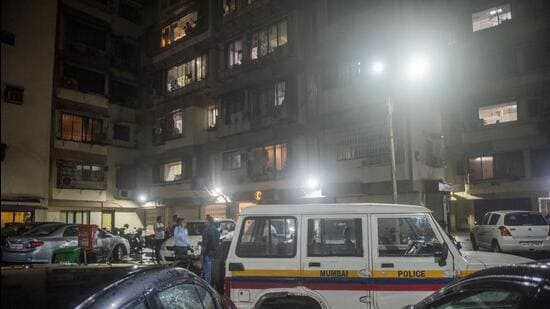 The building in Mulund where a woman was found dead on Saturday Pratik Chorge/HT Photo