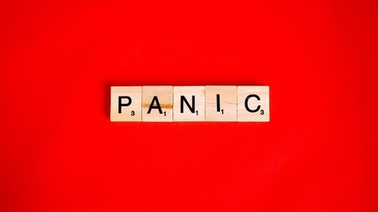 Intrusive thoughts: Intrusive thoughts are uncontrollable and often times conjure up disturbing images that can make the person experiencing them feel afraid to the point of immobility. Though people can experience intrusive thoughts without having a full-blown silent panic attack, they are often a symptom of one(Pexels)