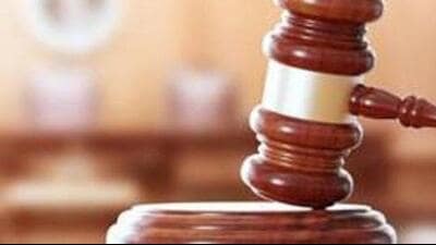 The opposition parties were directed to return ₹1 lakh invested by a Ludhiana man along with ₹10,000 compensation. (Getty Images/iStockphoto) The opposition parties were directed to return ₹1 lakh invested by a Ludhiana man along with ₹10,000 compensation. (Getty Images/iStockphoto)