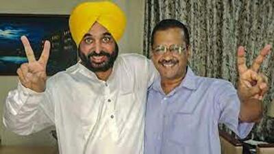 Delhi Chief Minister and AAP national convenor Arvind Kejriwal will visit Himachal Pradesh this week to participate in a Tiranga Yatra organised by his party’s state unit in Palampur in the run up to the assembly polls in the hill state. (HT PHOTO ) Delhi Chief Minister and AAP national convenor Arvind Kejriwal will visit Himachal Pradesh this week to participate in a Tiranga Yatra organised by his party’s state unit in Palampur in the run up to the assembly polls in the hill state. (HT PHOTO )