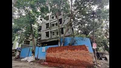 Incident took place at Swaranjali building. (Rahul Raut/HT PHOTO)
