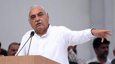 Former Haryana chief minister Bhupinder Singh Hooda on Sunday said that law and order situation has collapsed in the state and even now, MLAs are receiving extortion calls from gangsters. (HT file photo) Former Haryana chief minister Bhupinder Singh Hooda on Sunday said that law and order situation has collapsed in the state and even now, MLAs are receiving extortion calls from gangsters. (HT file photo)