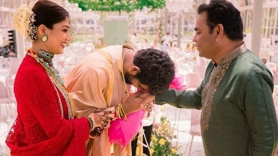 Nayanthara and Vignesh Shivan greet AR Rahman. Sharing this pic, Vignesh called the composer the most divine, purest human being. Nayanthara and Vignesh Shivan greet AR Rahman. Sharing this pic, Vignesh called the composer the most divine, purest human being.