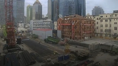 Building in Shanghai being moved using a ‘walking machine’. (Twitter via CGTN)