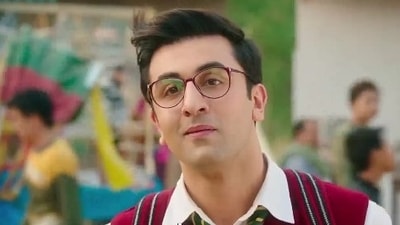 Ranbir Kapoor was the first boy in the filmy Kapoor family to pass 10th exams.
