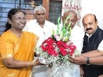 Presidential candidate Draupadi Murmu with Karnataka leaders CM Bommai, former PM Deve Gowda and former CM HD Kumaraswamy in Bengaluru on Sunday. (Image source: hd_kumaraswamy/Twitter) Presidential candidate Draupadi Murmu with Karnataka leaders CM Bommai, former PM Deve Gowda and former CM HD Kumaraswamy in Bengaluru on Sunday. (Image source: hd_kumaraswamy/Twitter)