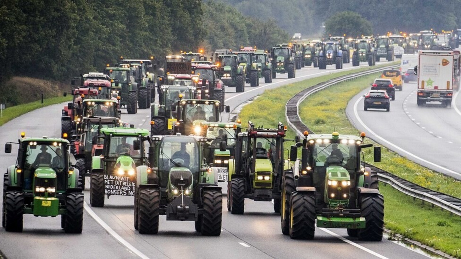 Dutch farmers protest bbc