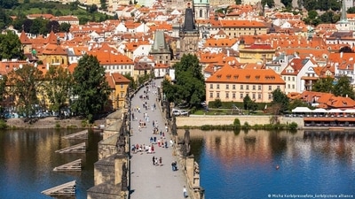 The Czech capital is still missing many foreign visitors. (Micha Korb/pressefoto_korb/picture alliance ) The Czech capital is still missing many foreign visitors. (Micha Korb/pressefoto_korb/picture alliance )