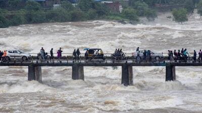 If we wait for the dam to get filled to capacity and release water, then we need to increase the quantity of water to be released which is not advisable. Mostly, we maintain water up to 90% capacity,said Vijay Patil, executive engineer, Khadakwasla irrigation division, Pune. (REPRESENTATIVE PHOTO)
