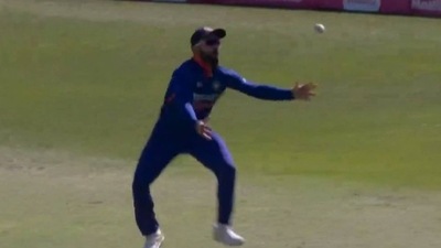 Virat Kohli drops a sitter in third Twenty20 against England (Twitter)