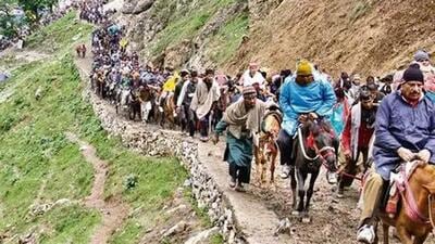The Amarnath Yatra resumed from Yatri Niwas base camp in Jammu city on Monday morning. (HT picture) The Amarnath Yatra resumed from Yatri Niwas base camp in Jammu city on Monday morning. (HT picture)