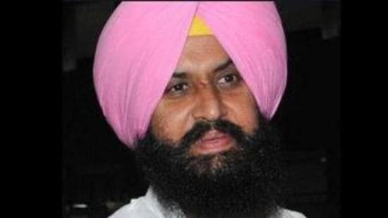 Former MLA and chief of Lok Insaaf Party (LIP) Simarjeet Singh Bains and his aides were avoiding the police for the past one year since an FIR was lodged against them at the Division Number 6 police station in Ludhiana. (HT File Photo)