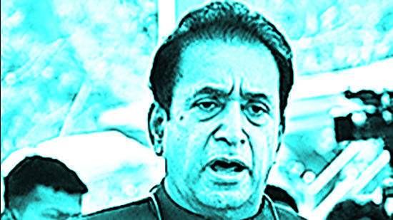 Deshmukh has claimed that Vaze’s statements, based on which he has been implicated, lacks credibility as he was accused in multiple cases, including a murder case (HT PHOTO)