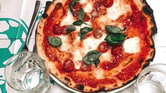 The Taste With Vir: Going to Italy? First read all you need to know about Pizza(Pexels)