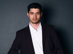 Hair colours for men in India usually come in natural black and light brown.&nbsp;&nbsp;