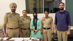 The woman, identified as Manjot Kaur, 29, a resident of Phase-10, was arrested with 52gm heroin on Tuesday. She was allegedly on her way to Amritsar to deliver the consignment when she was caught. (HT Photo)