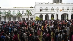 People crowd to visit Sri Lankan President Gotabaya Rajapaksa's official residence in Colombo.