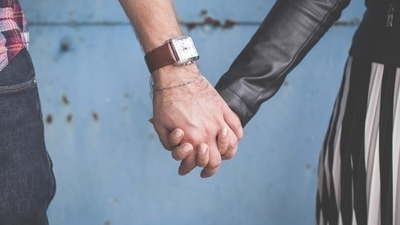 The comfort of being ourselves completely and being able to depend on the partner and vice versa without the constant fear of losing each other and ruining the relationship, looks like interdependence. (Unsplash) The comfort of being ourselves completely and being able to depend on the partner and vice versa without the constant fear of losing each other and ruining the relationship, looks like interdependence. (Unsplash)