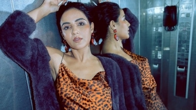 If there's one television celebrity currently making heads turn on social media with her swoon-worthy Instagram photoshoots, it's Jasmin Bhasin. The actor who is dating Aly Goni knows how to serve an incredible sartorial moment, and we love her style. Even her wardrobe is full of steal-worthy pieces, from her fashionable OOTDs to her chic vacation fits. Don't believe us? Just look at the star's latest photoshoot, and you will know what we mean. (Instagram ) If there's one television celebrity currently making heads turn on social media with her swoon-worthy Instagram photoshoots, it's Jasmin Bhasin. The actor who is dating Aly Goni knows how to serve an incredible sartorial moment, and we love her style. Even her wardrobe is full of steal-worthy pieces, from her fashionable OOTDs to her chic vacation fits. Don't believe us? Just look at the star's latest photoshoot, and you will know what we mean. (Instagram )
