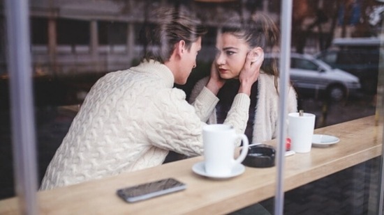 In relationship, we are expected to meet the needs of each other. Often in toxic relationships, the partner's needs may trigger us and lead to conflicts. However, in a healthy one, we can easily meet the needs of the other person.(Unsplash)