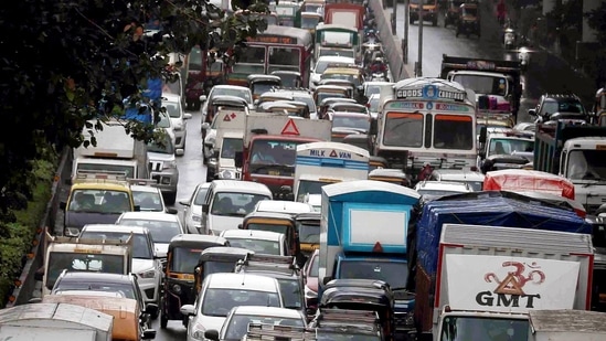 &nbsp;A long vehicular traffic is seen on the Western Express Highway following heavy rainfall, in Mumbai.(Nitin Lawate)