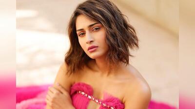 At one point in her career, Erica Fernandes was also replaced from a film for being too thin At one point in her career, Erica Fernandes was also replaced from a film for being too thin